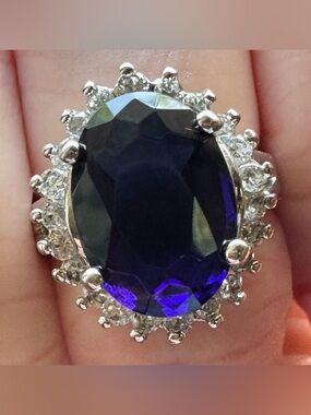 Avon Sterling Silver Blue Royal Sapphire CZ Halo Ring 925 Size 6